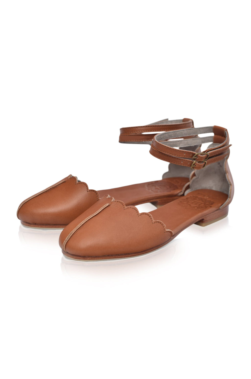 Venus Almond Toe Scalloped Leather Flats-3
